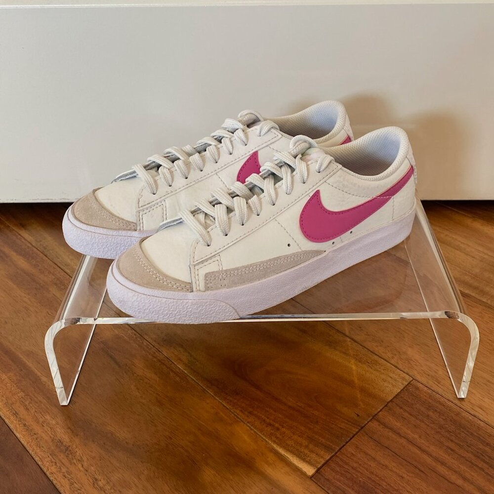 Nike Blazer '77 Low Top 4Y